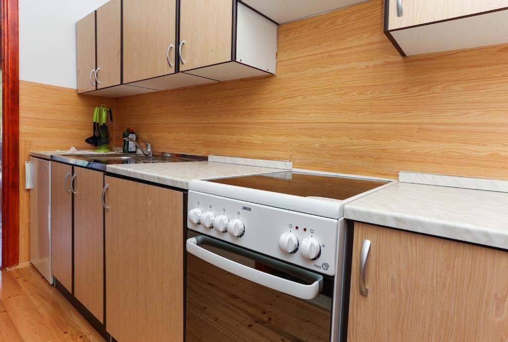 Apartments Lampalo Okuklje Екстериор снимка