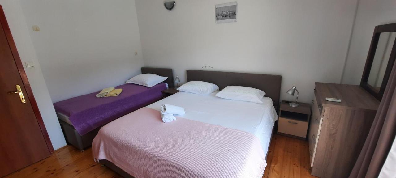 Apartments Lampalo Okuklje Екстериор снимка