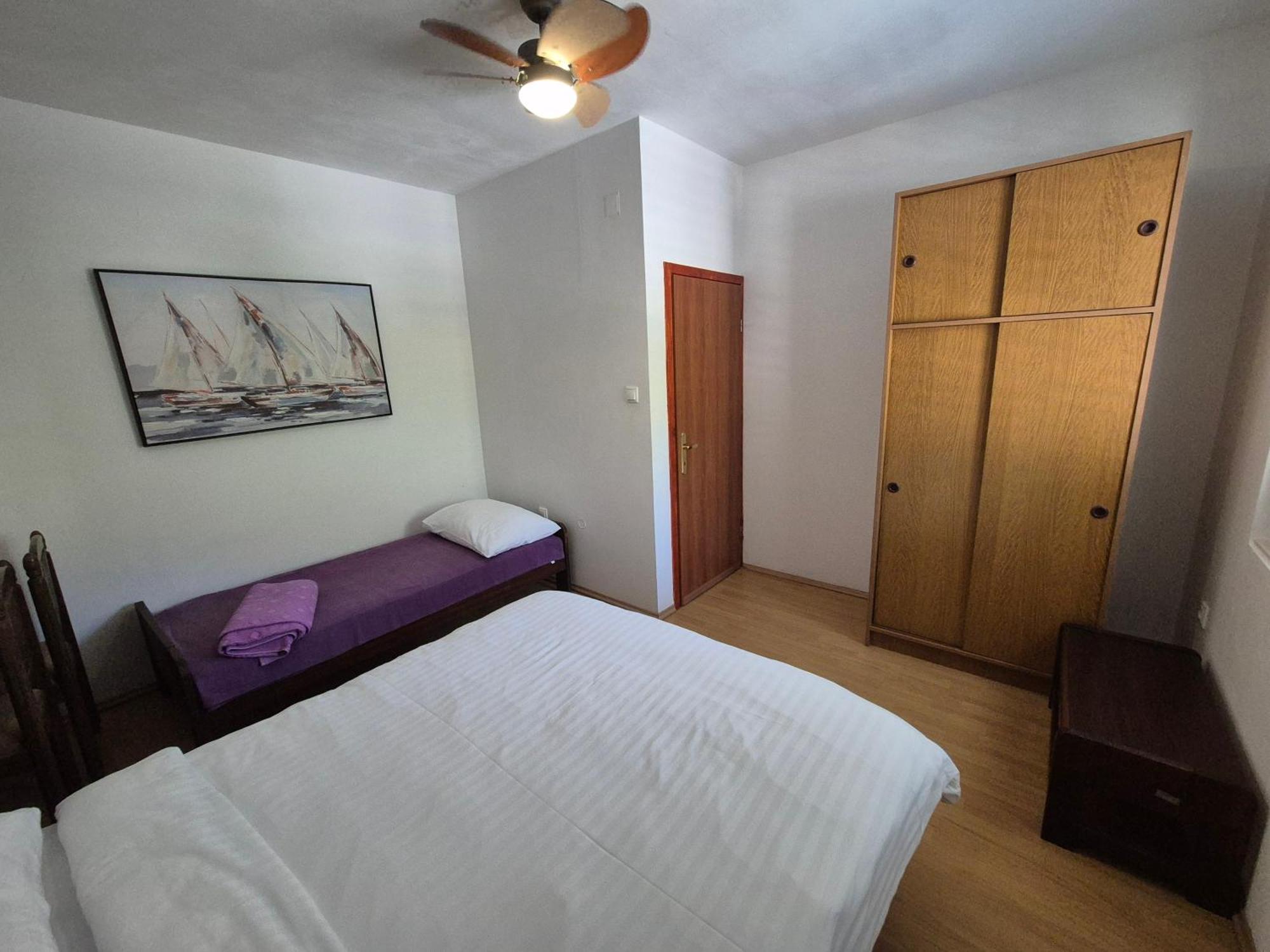 Apartments Lampalo Okuklje Екстериор снимка