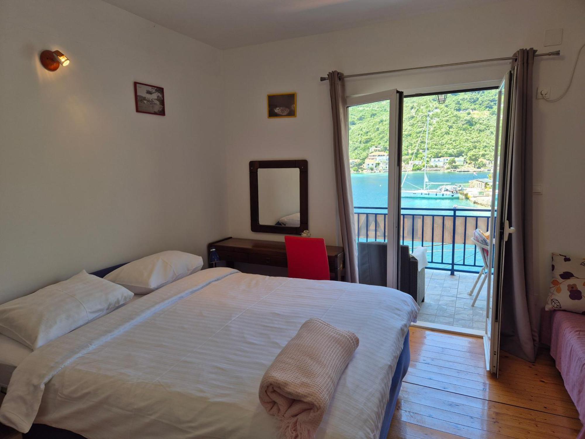 Apartments Lampalo Okuklje Екстериор снимка